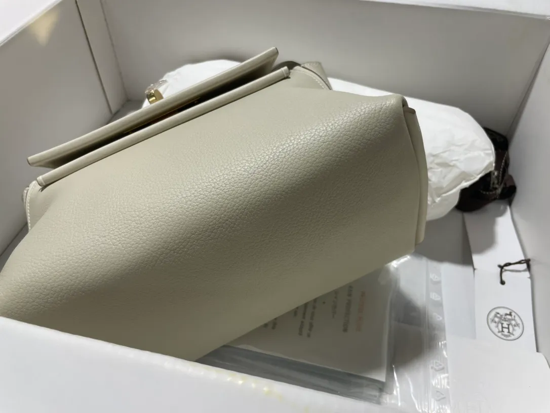 All categories Hermès women's bags (Hermès) Hermès 2424