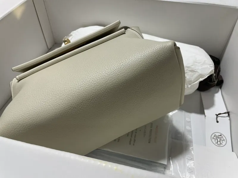 All categories Hermès women's bags (Hermès) Hermès 2424