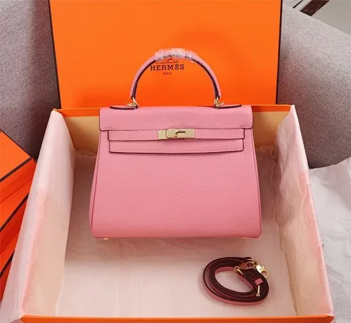 All Categories Official Website "Brand Women's Bags" Women's Bags 💙 Hermes 2022 Official New Hermes Kelly Original Princess Bag Original Calfskin Outside Sheepskin Goat Pattern Wholesale Small Size 58002700 Medium Size 58002900 Large Size 58003200 High Quality Size: Small 25CM Medium 28CM