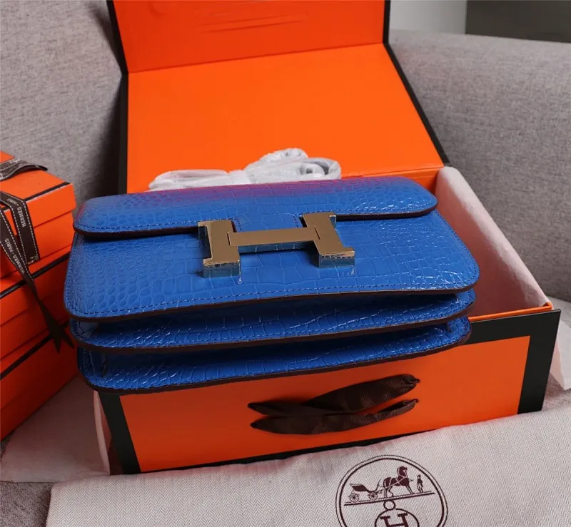 All Categories Official Website "Brand Women's Bags" Women's Bags 💙 Hermes 2022 Official New Hermes Constance Stewardess Bag Wholesale Crocodile Skin Full Pure Steel Plated Hardware Buckle 58003350 High Quality Size: 23-6-17CM