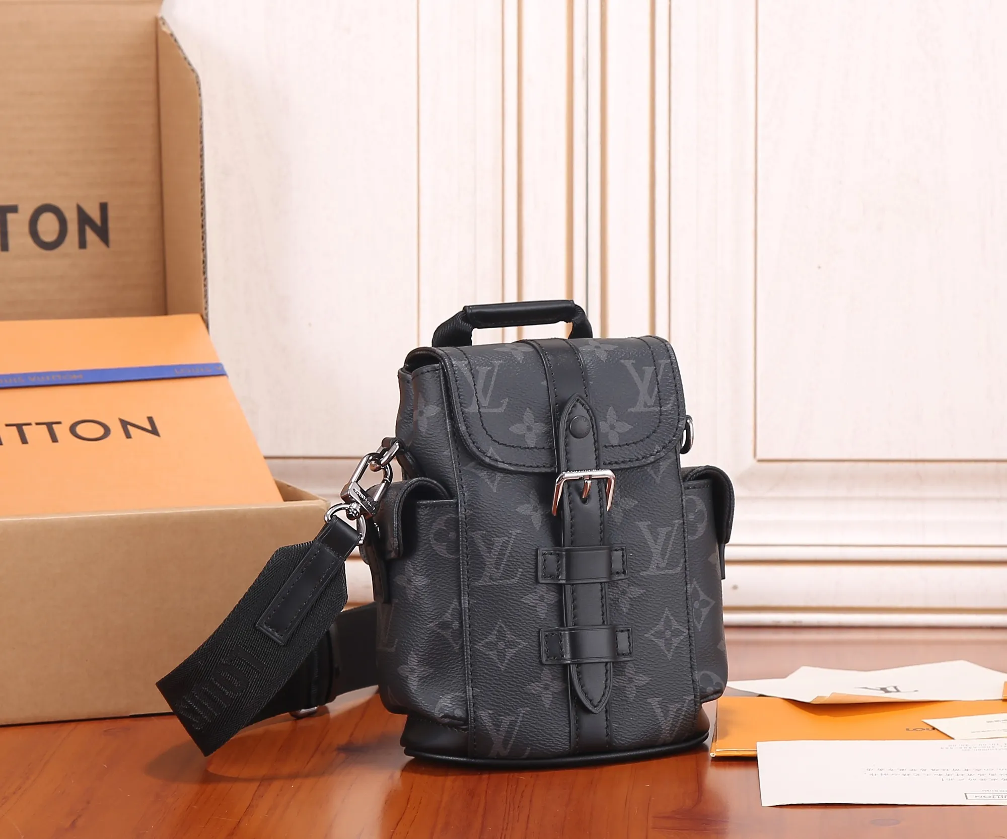 All categories 💚 Top version men’s bags 💚 LV 2024 official website new LV crossbody bag