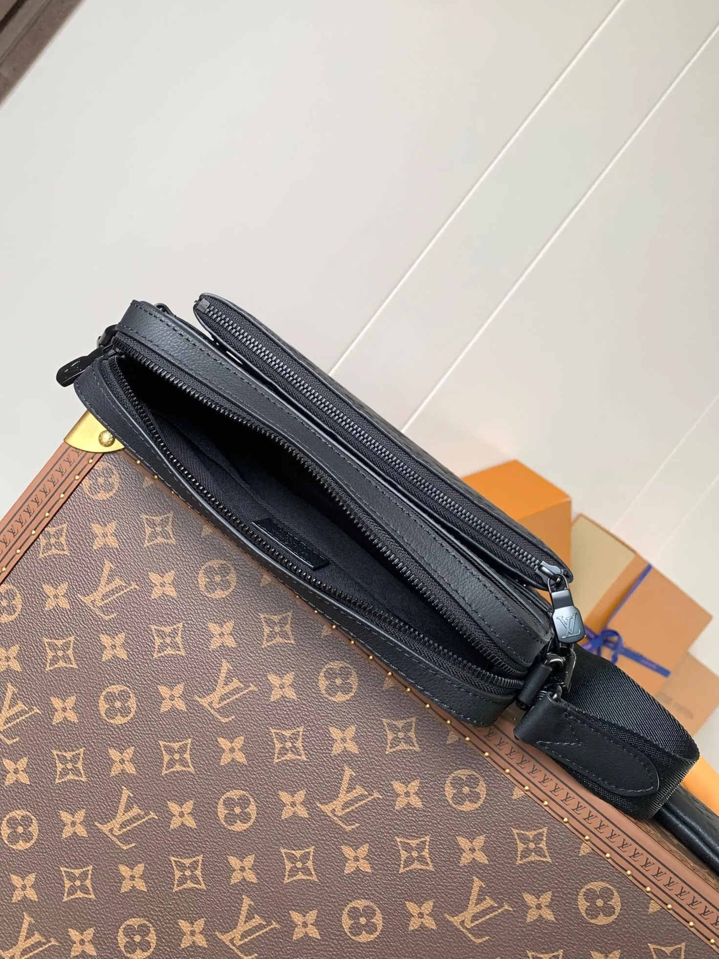 All categories 💚 Top version men’s bags 💚 LV 2024 official website new LV crossbody bag