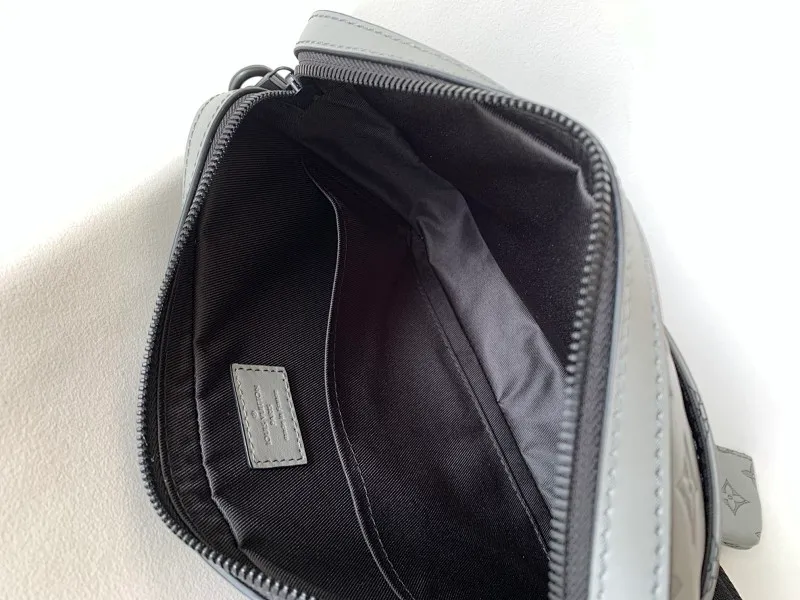All categories 💚 Top version men’s bags 💚 LV 2024 new LV crossbody bag
