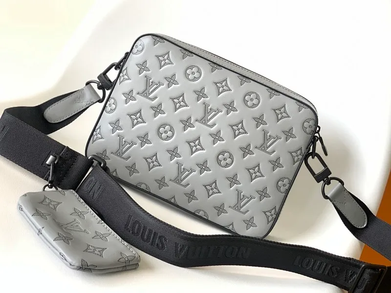 All categories 💚 Top version men’s bags 💚 LV 2024 new LV crossbody bag