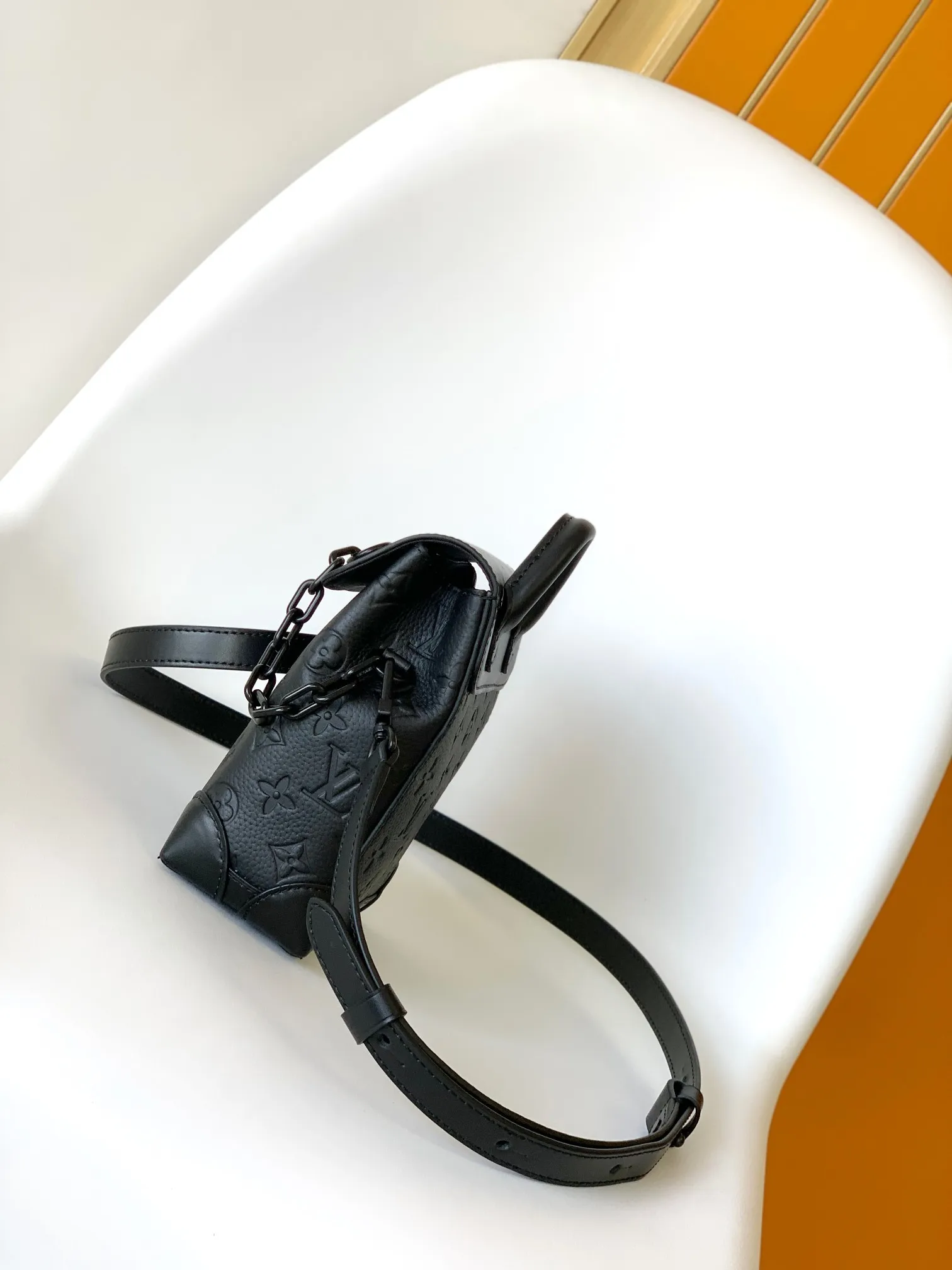 All categories 💚 Top version men’s bags 💚 LV 2023 new LV crossbody bag