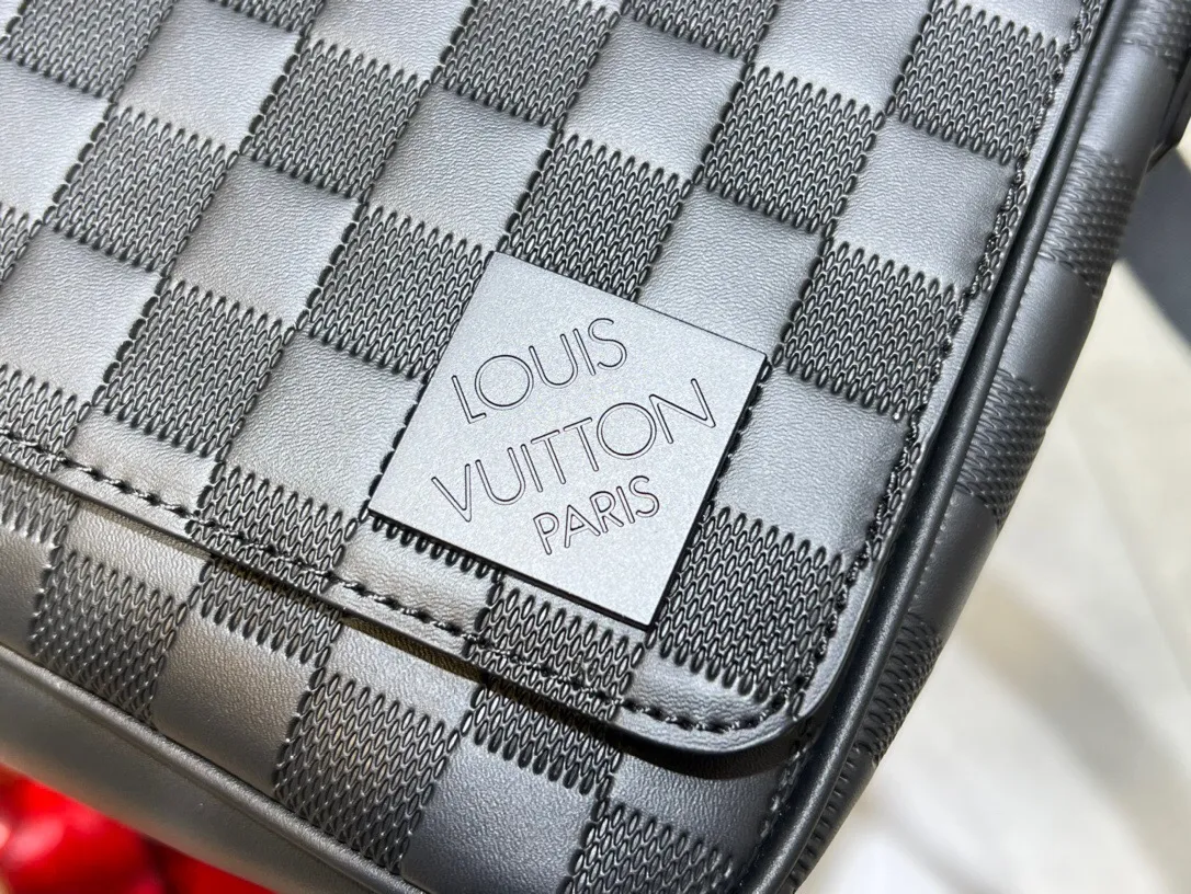 All categories 💚 Top version men’s bags 💚 LV 2025 official website new LV crossbody bag