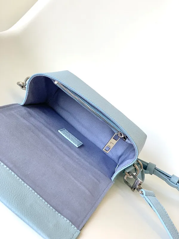 All categories 💚 Top version men’s bags 💚 LV 2025 new LV crossbody bag