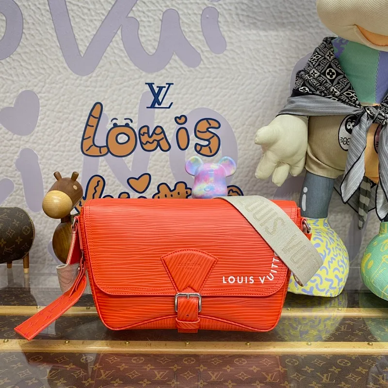 All categories 💚 Top version men’s bags 💚 LV 2023 new LV crossbody bag