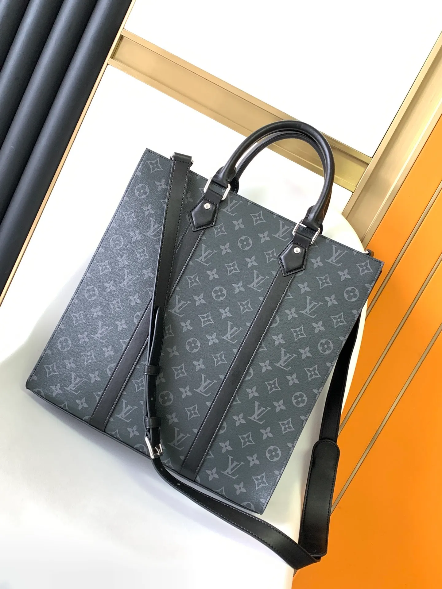 All categories 💚 Top version men’s bags 💚 LV 2024 new LV crossbody bag