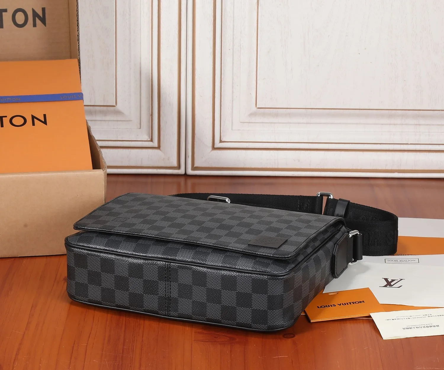 All categories 💚 Top version men’s bags 💚 LV 2023 new LV crossbody bag