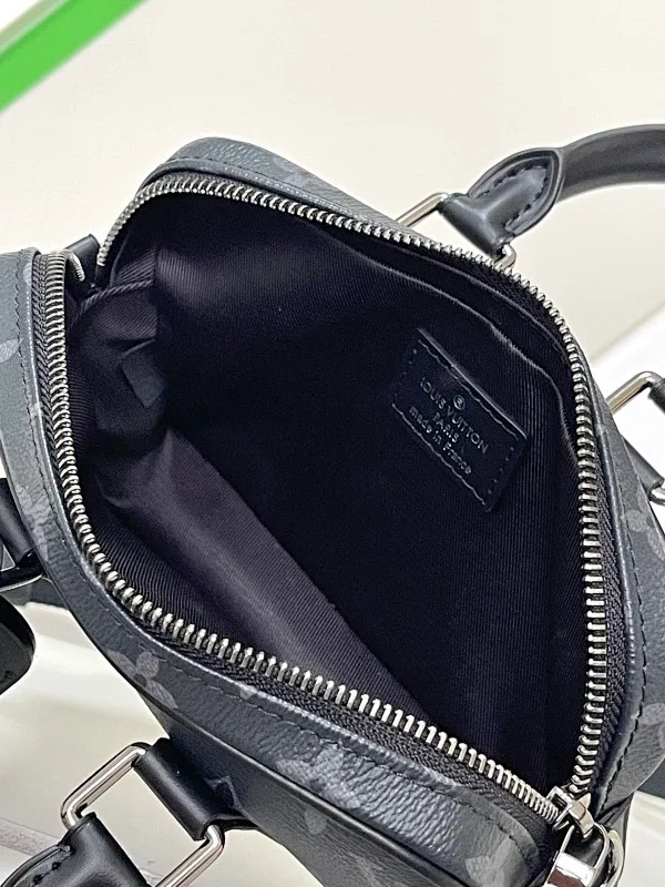 All categories 💚 Top version men’s bags 💚 LV 2025 official website new LV crossbody bag