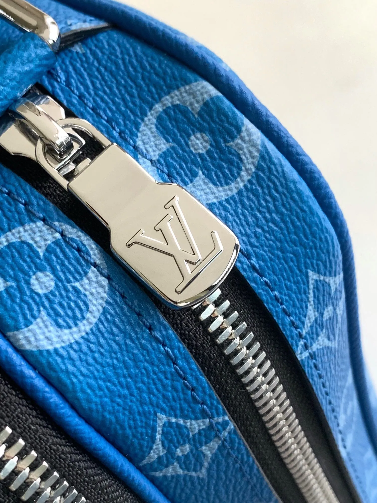 All categories 💚 Top version men’s bags 💚 LV 2025 official website new LV crossbody bag