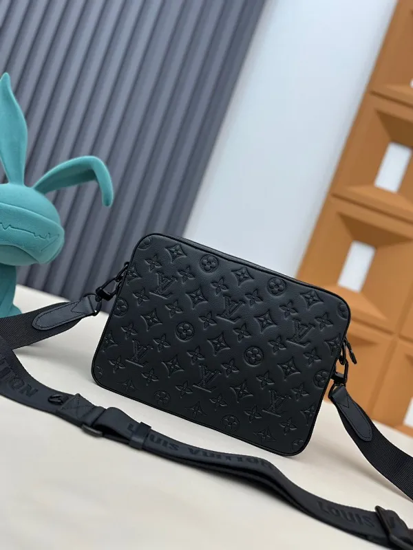 All categories 💚 Top version men’s bags 💚 LV 2024 official website new LV crossbody bag