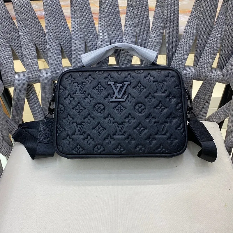 All categories 💚 Top version men’s bags 💚 LV 2024 new LV crossbody bag