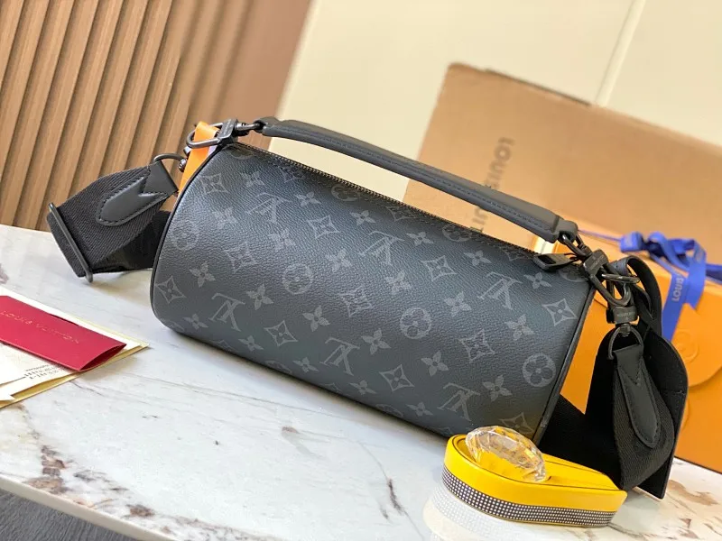 All categories 💚 Top version men’s bags 💚 LV 2024 new LV crossbody bag