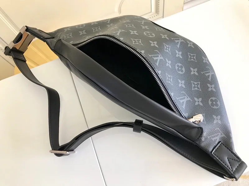 All categories 💚 Top version men’s bags 💚 LV 2023 new LV chest bag