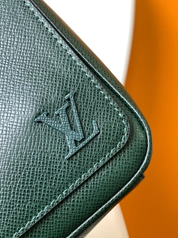 All categories 💚 Top version men’s bags 💚 LV 2025 official website new LV crossbody bag