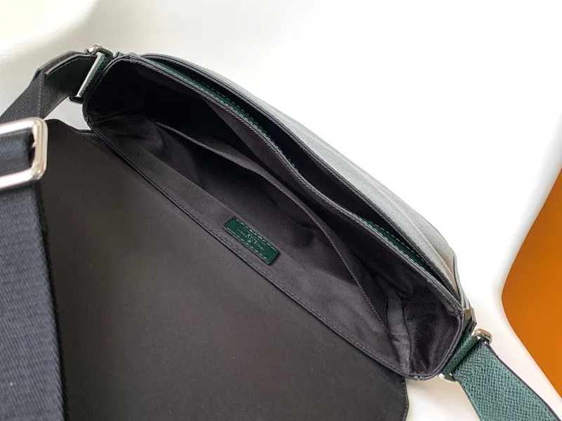 All categories 💚 Top version men’s bags 💚 LV 2025 official website new LV crossbody bag