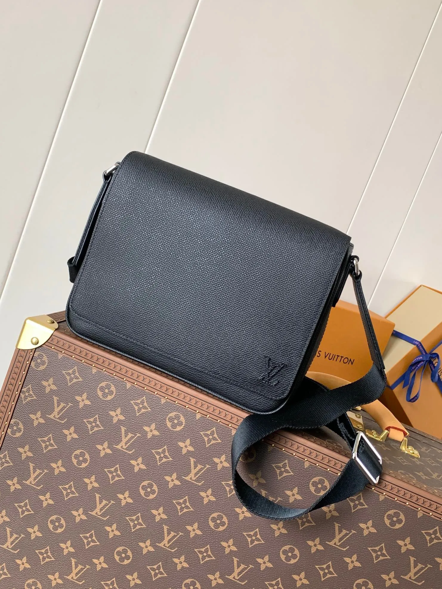 All categories 💚 Top version men’s bags 💚 LV 2024 official website new LV crossbody bag