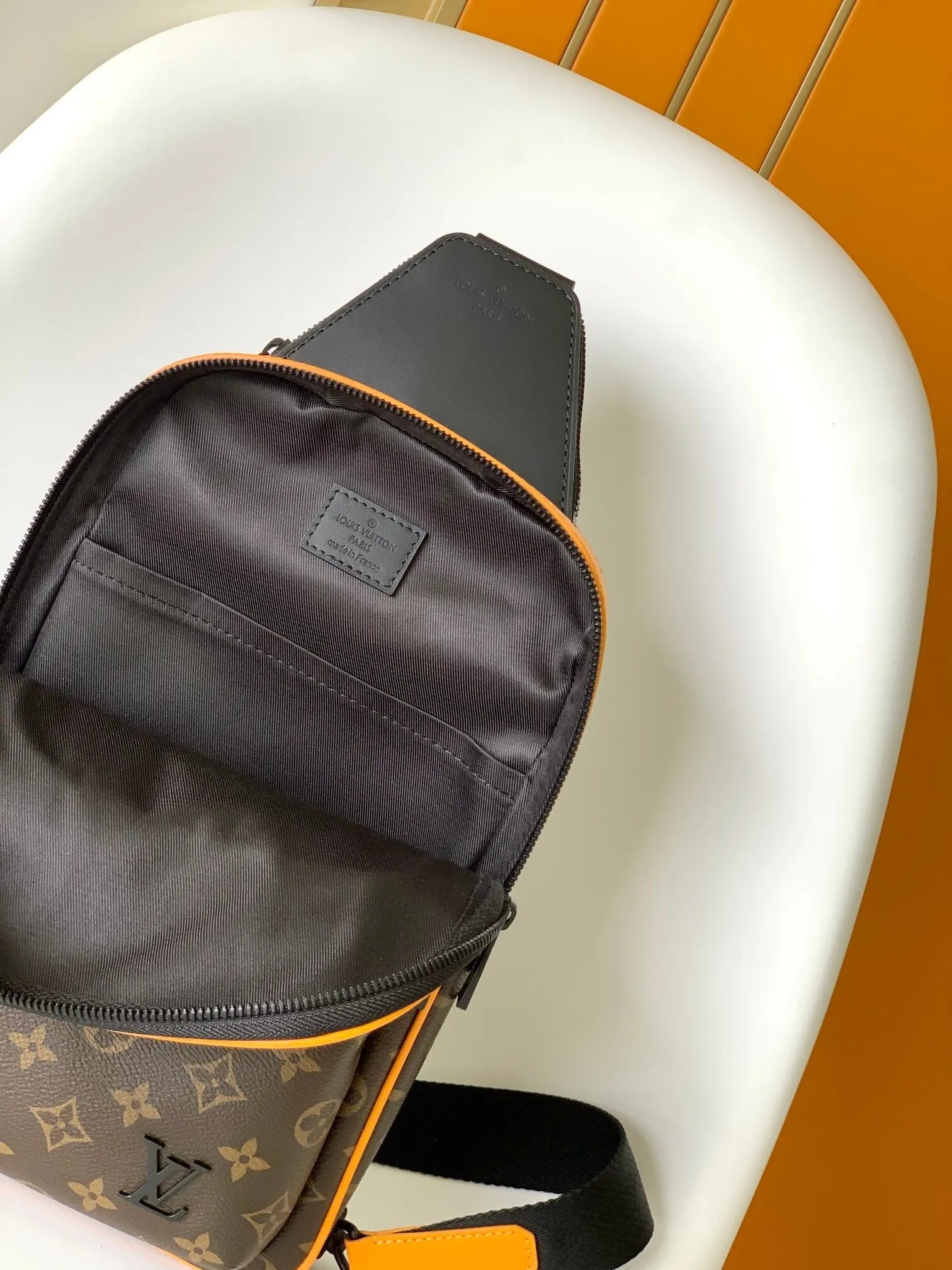All categories 💚 Top version men’s bags 💚 LV 2025 official website new LV chest bag