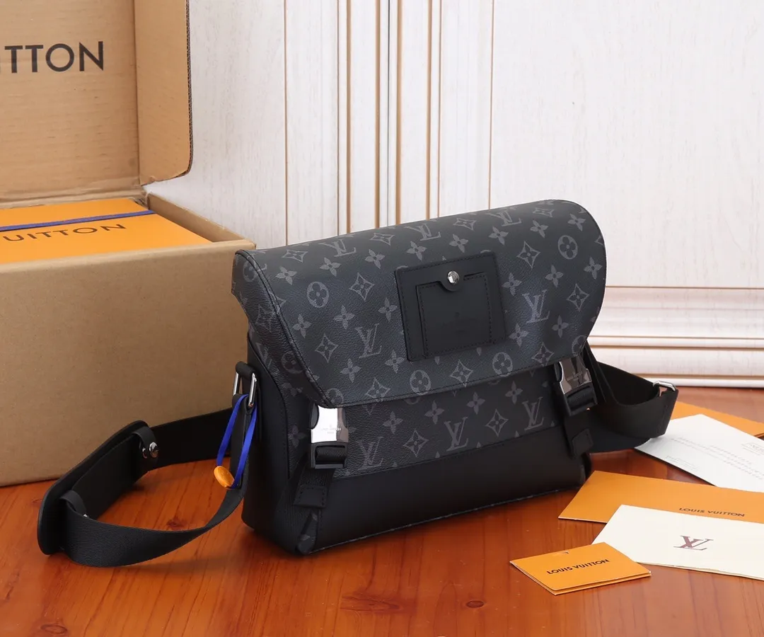 All categories 💚 Top version men’s bags 💚 LV 2023 new LV crossbody bag