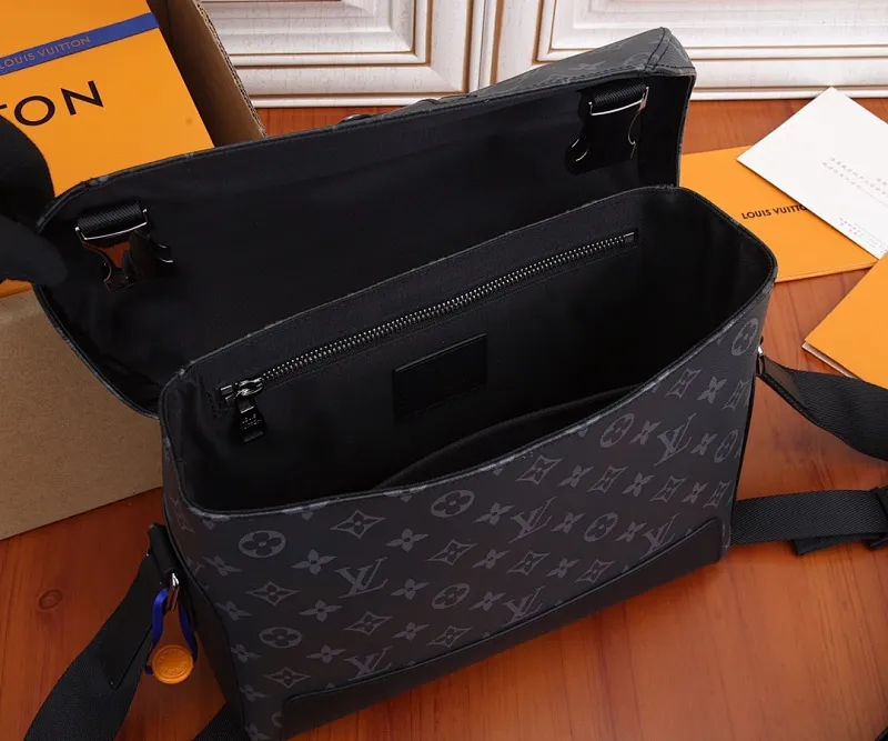 All categories 💚 Top version men’s bags 💚 LV 2023 new LV crossbody bag
