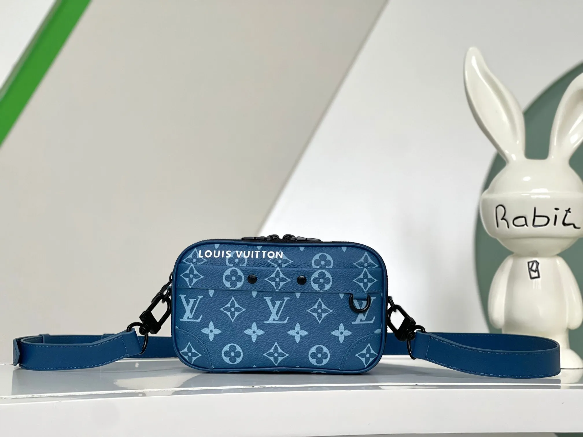 All categories 💚 Top version men’s bags 💚 LV 2025 official website new LV crossbody bag