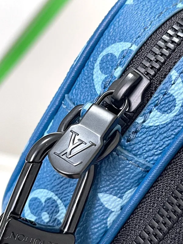 All categories 💚 Top version men’s bags 💚 LV 2025 official website new LV crossbody bag