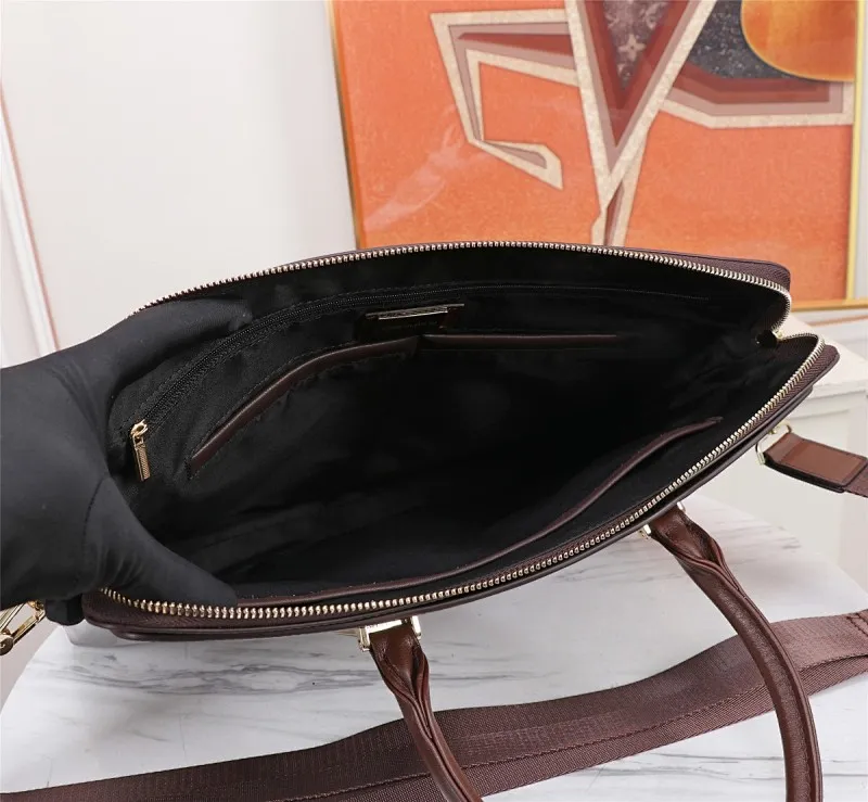 All categories 💚 Top version men’s bags 💚 LV 2023 new LV briefcase