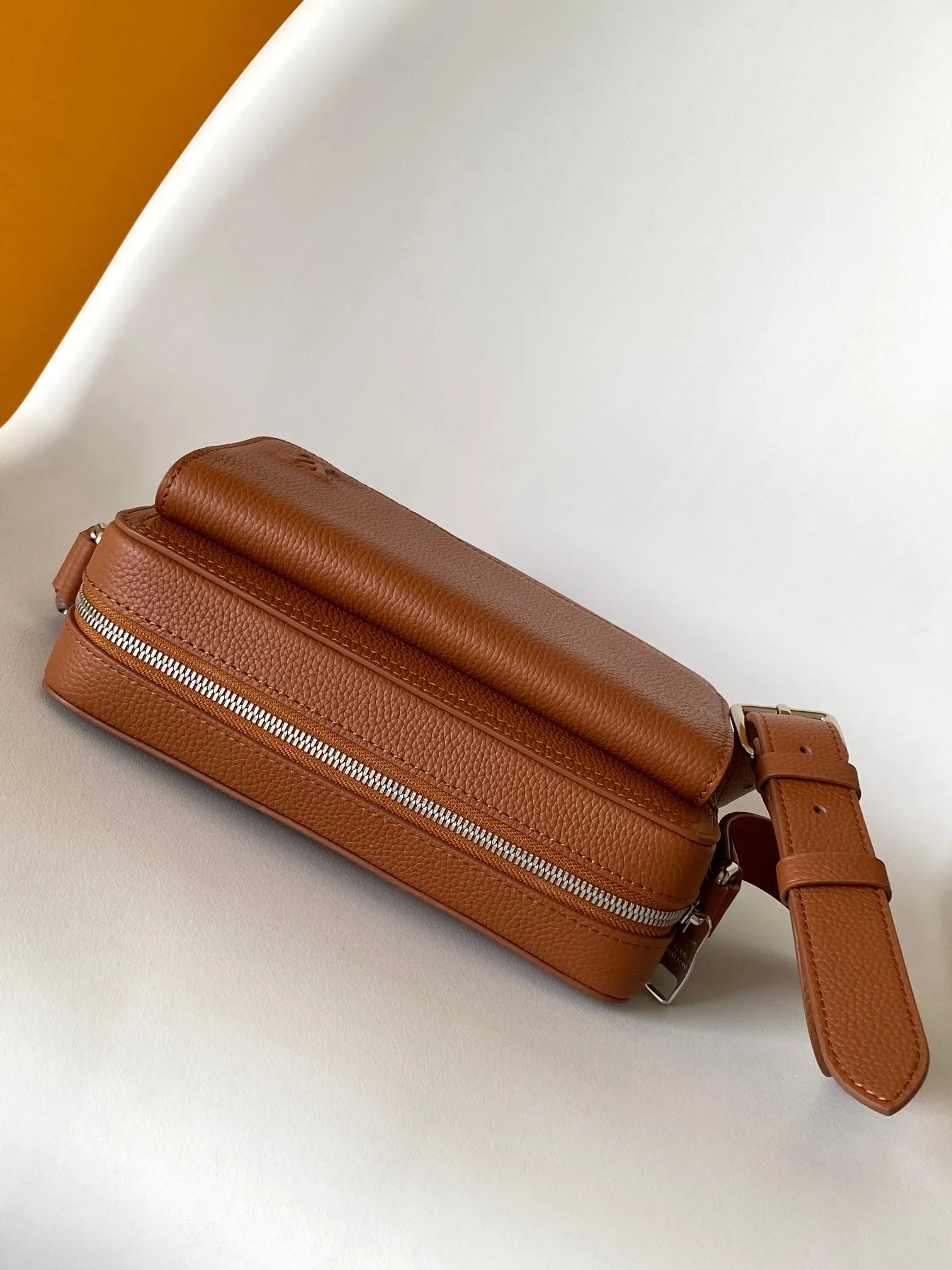 All categories 💚 Top version men’s bags 💚 LV 2025 official website new LV crossbody bag