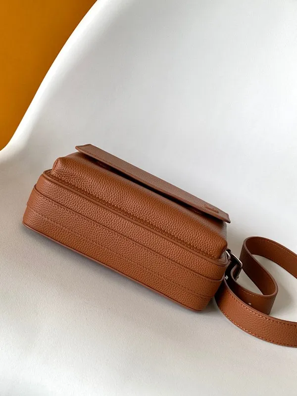 All categories 💚 Top version men’s bags 💚 LV 2025 official website new LV crossbody bag