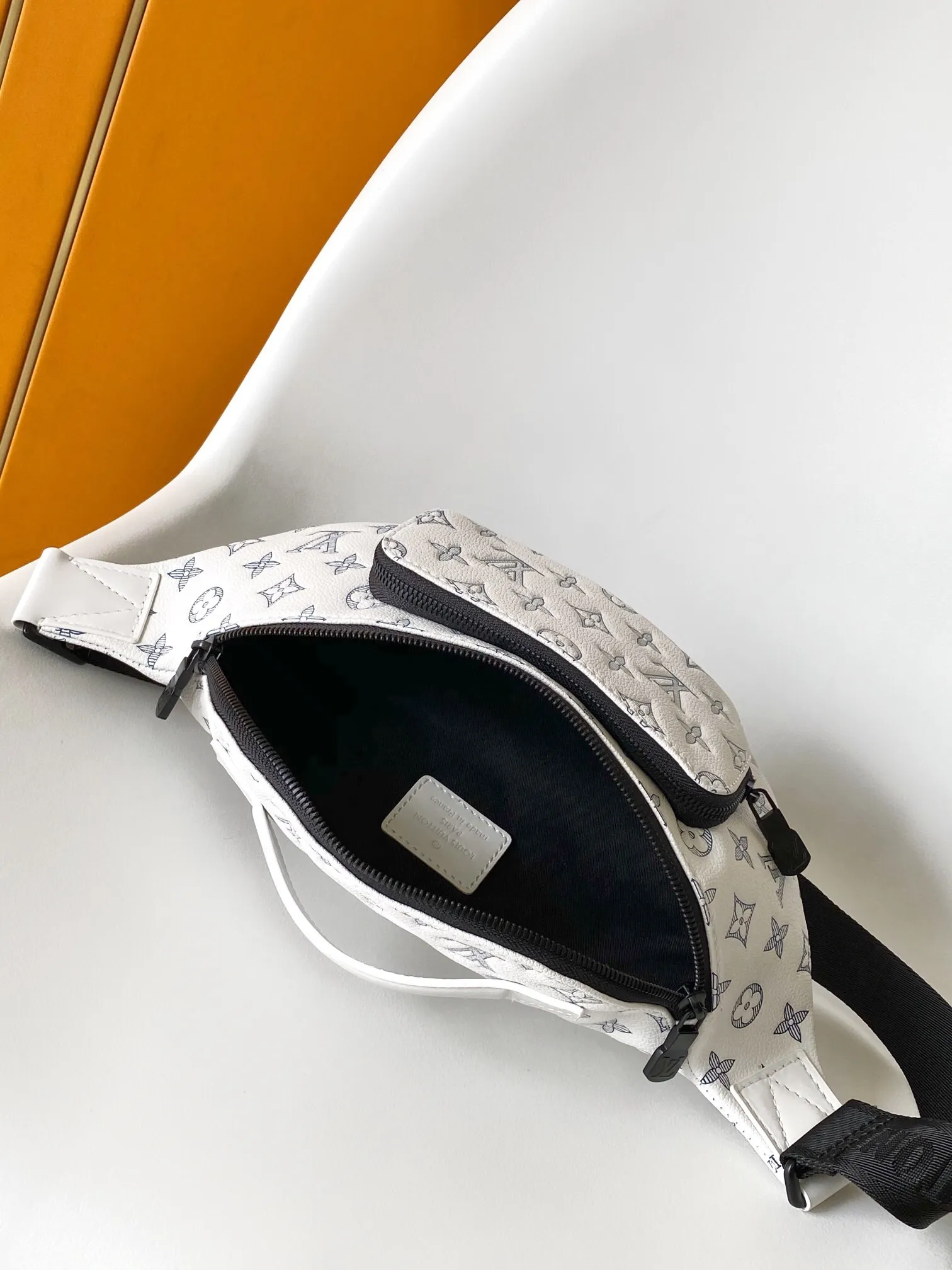 All categories 💚 Top version men’s bags 💚 LV 2024 official website new LV waist bag