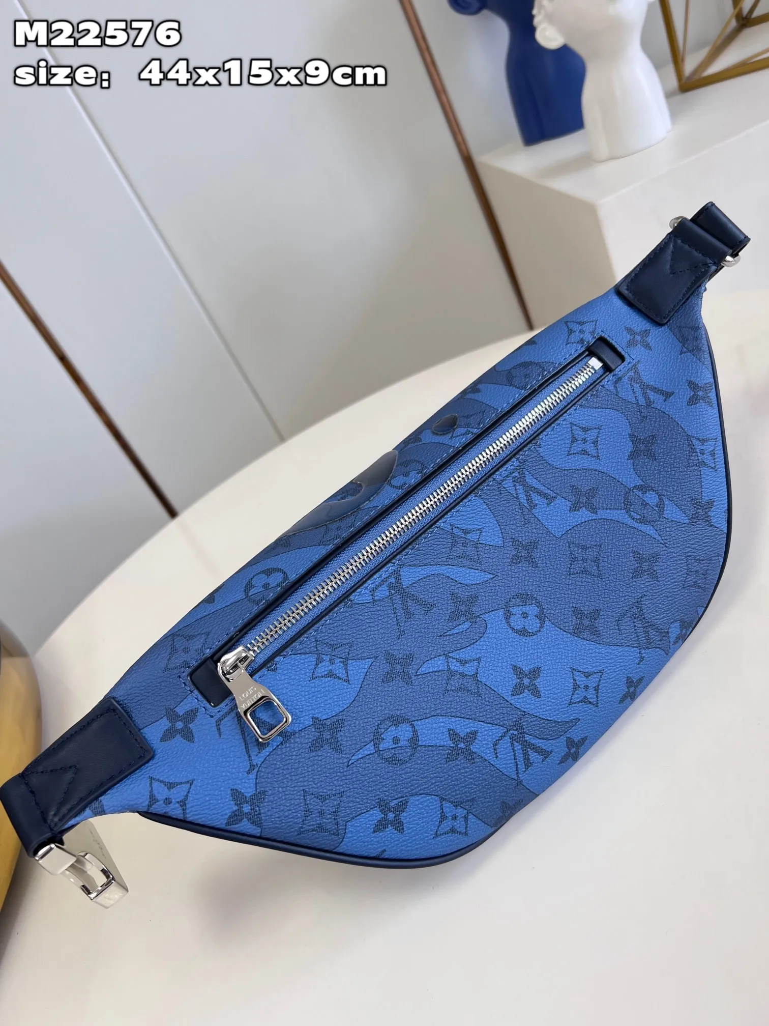 All categories 💚 Top version men’s bags 💚 LV 2023 new LV waist bag