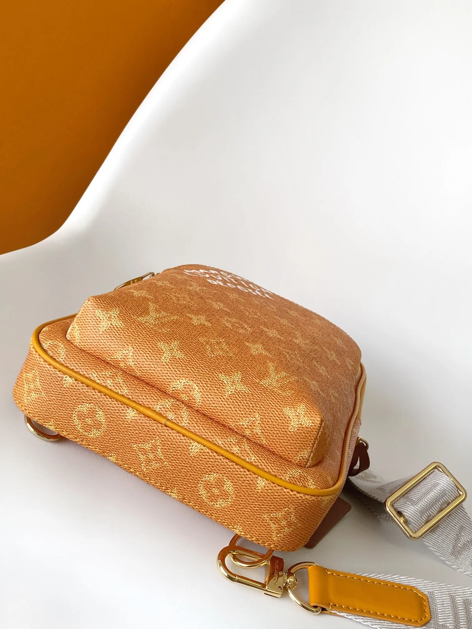 All categories 💚 Top version men’s bags 💚 LV 2025 official website new LV chest bag