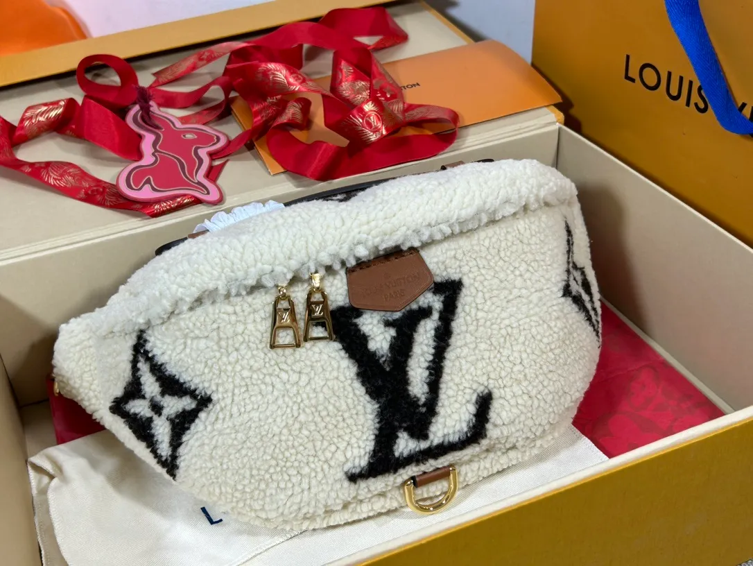 All categories 💚 Top version men’s bags 💚 LV 2023 new LV waist bag
