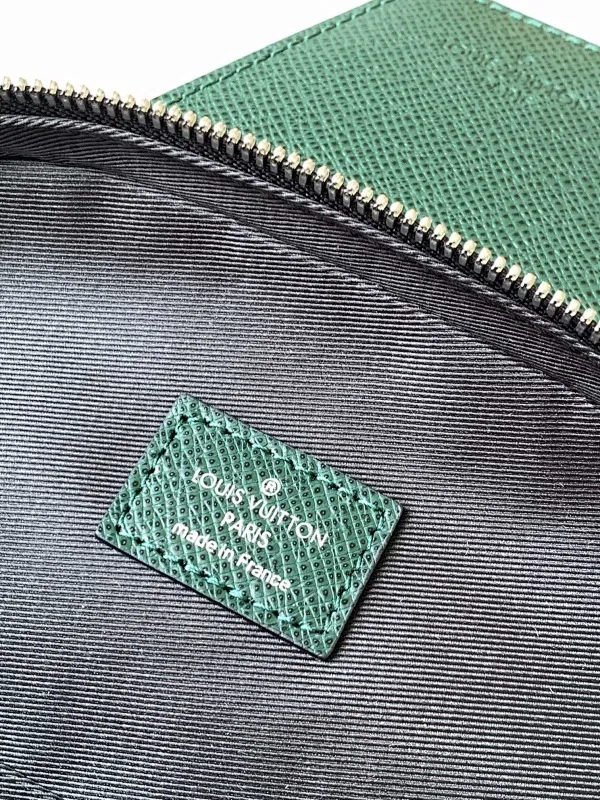 All categories 💚 Top version men’s bags 💚 LV 2025 official website new LV chest bag