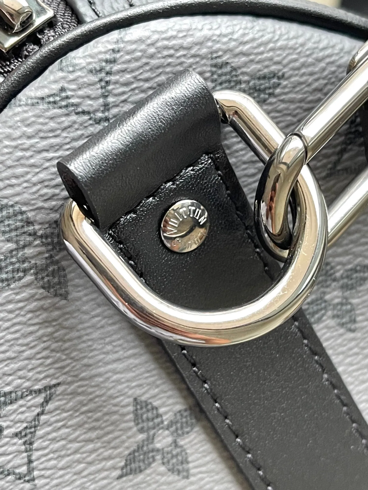 All categories 💚 Top version men’s bags 💚 LV 2024 new LV crossbody bag