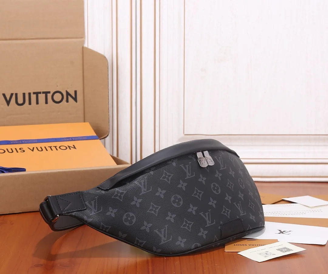All categories 💚 Top version men’s bags 💚 LV 2023 new LV chest bag