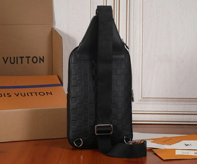 All categories 💚 Top version men’s bags 💚 LV 2023 new LV chest bag