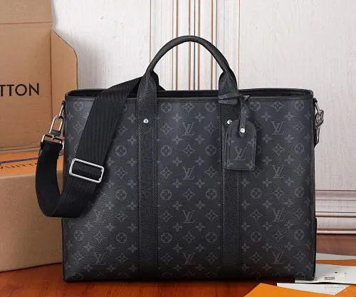 All categories 💚 Top version men’s bags 💚 LV 2023 new LV briefcase