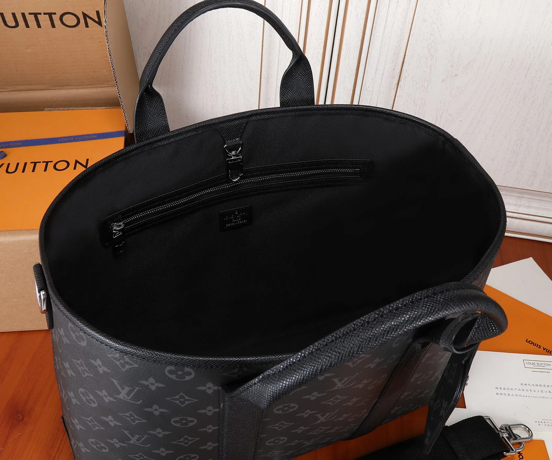 All categories 💚 Top version men’s bags 💚 LV 2023 new LV briefcase