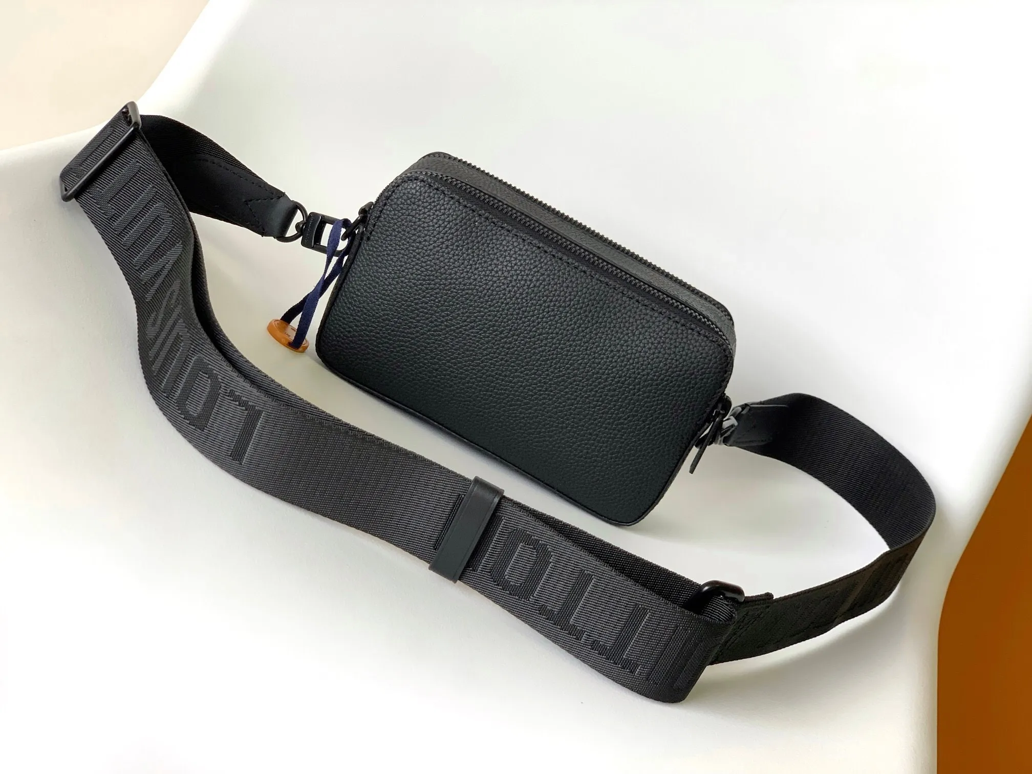 All categories 💚 Top version men’s bags 💚 LV 2025 official website new LV crossbody bag