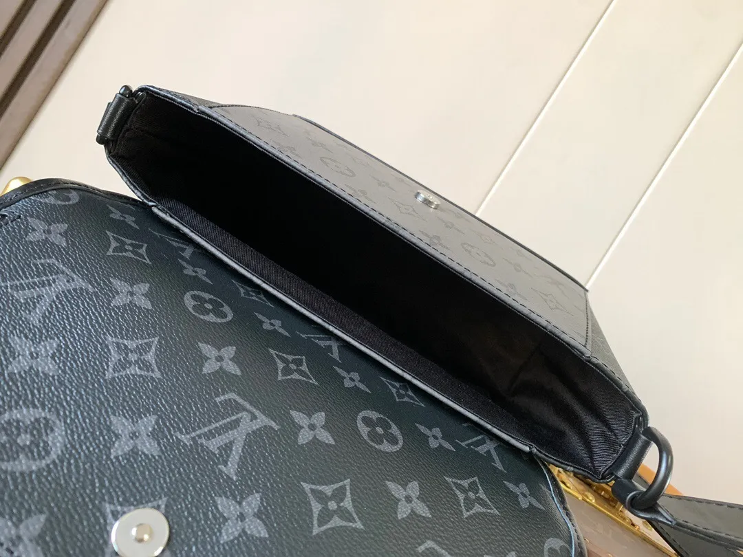 All categories 💚 Top version men’s bags 💚 LV 2024 new LV crossbody bag