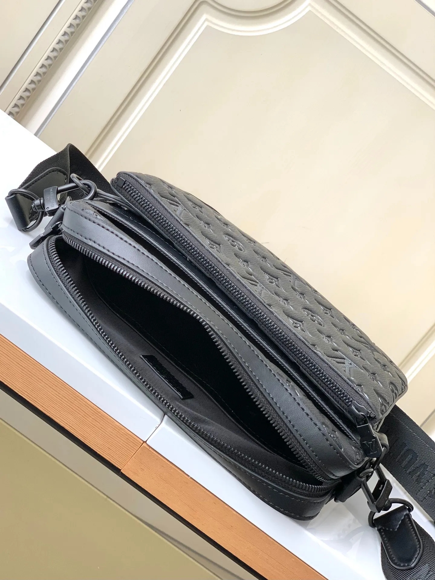 All categories 💚 Top version men’s bags 💚 LV 2024 official website new LV crossbody bag