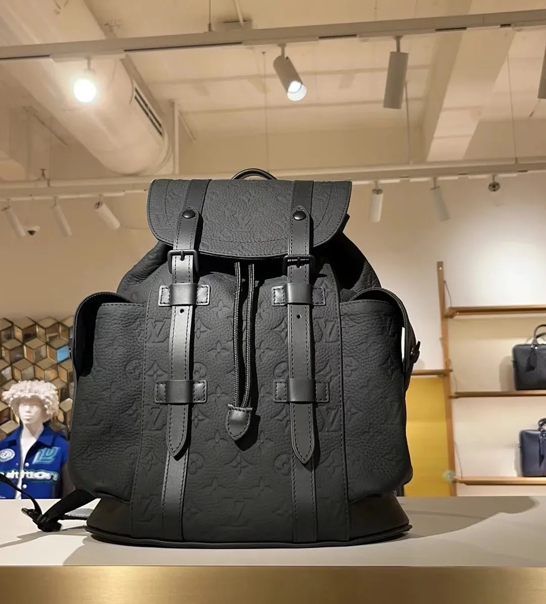 All categories 💚 Top version men’s bags 💚 LV 2024 official website new LV backpack