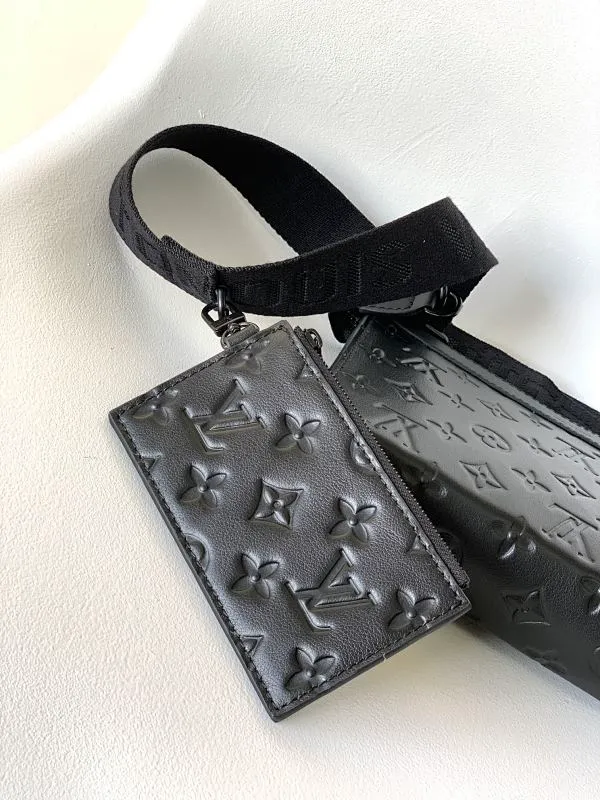 All categories 💚 Top version men’s bags 💚 LV 2024 new LV crossbody bag