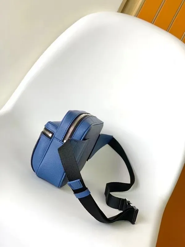 All categories 💚 Top version men’s bags 💚 LV 2024 new LV waist bag