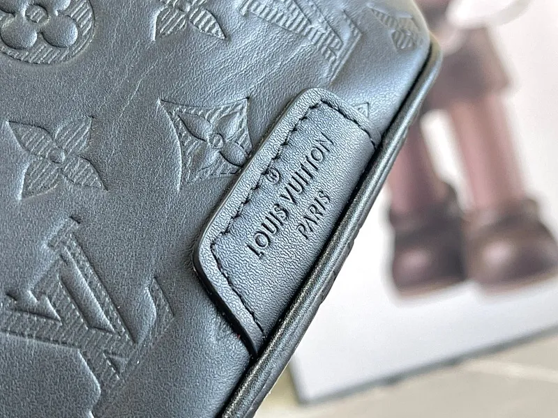 All categories 💚 Top version men’s bags 💚 LV 2025 official website new LV waist bag