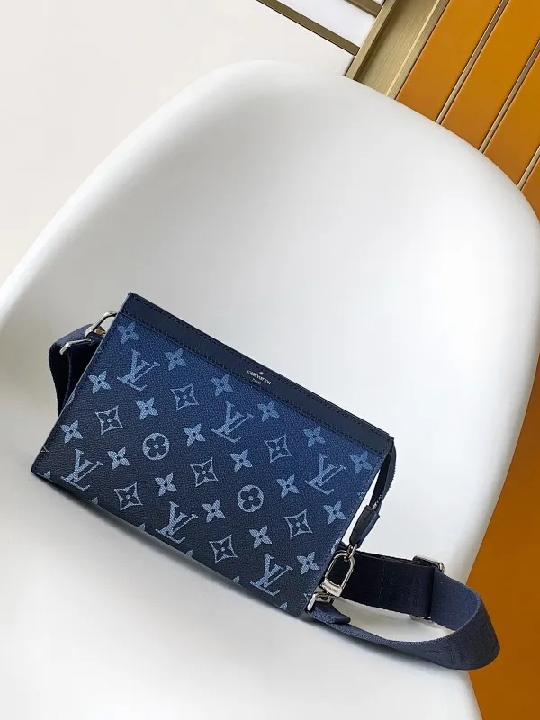 All categories 💚 Top version men’s bags 💚 LV 2025 new LV crossbody bag