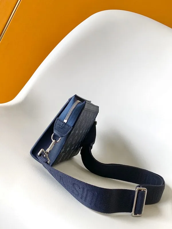 All categories 💚 Top version men’s bags 💚 LV 2025 new LV crossbody bag